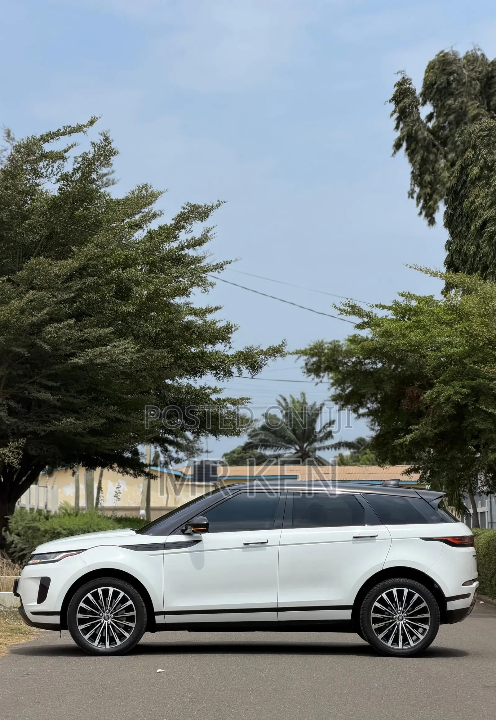 Land Rover Range Rover Evoque R-Dynamic HST 2022 White