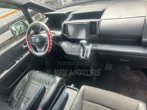 Honda Stepwgn 2013 Black