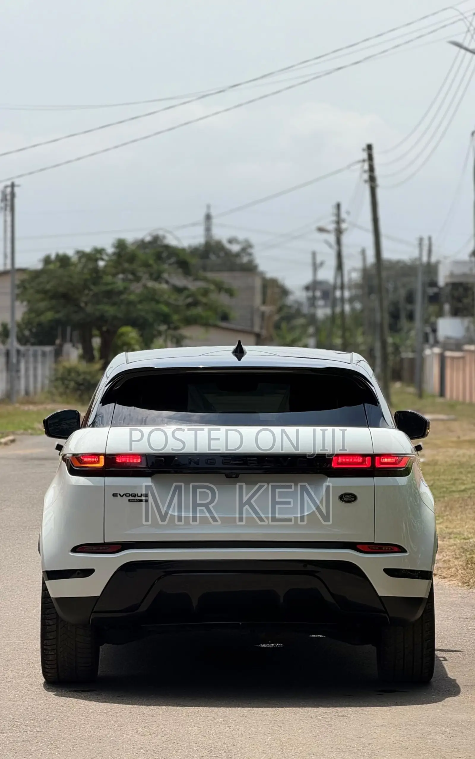Land Rover Range Rover Evoque R-Dynamic HST 2022 White