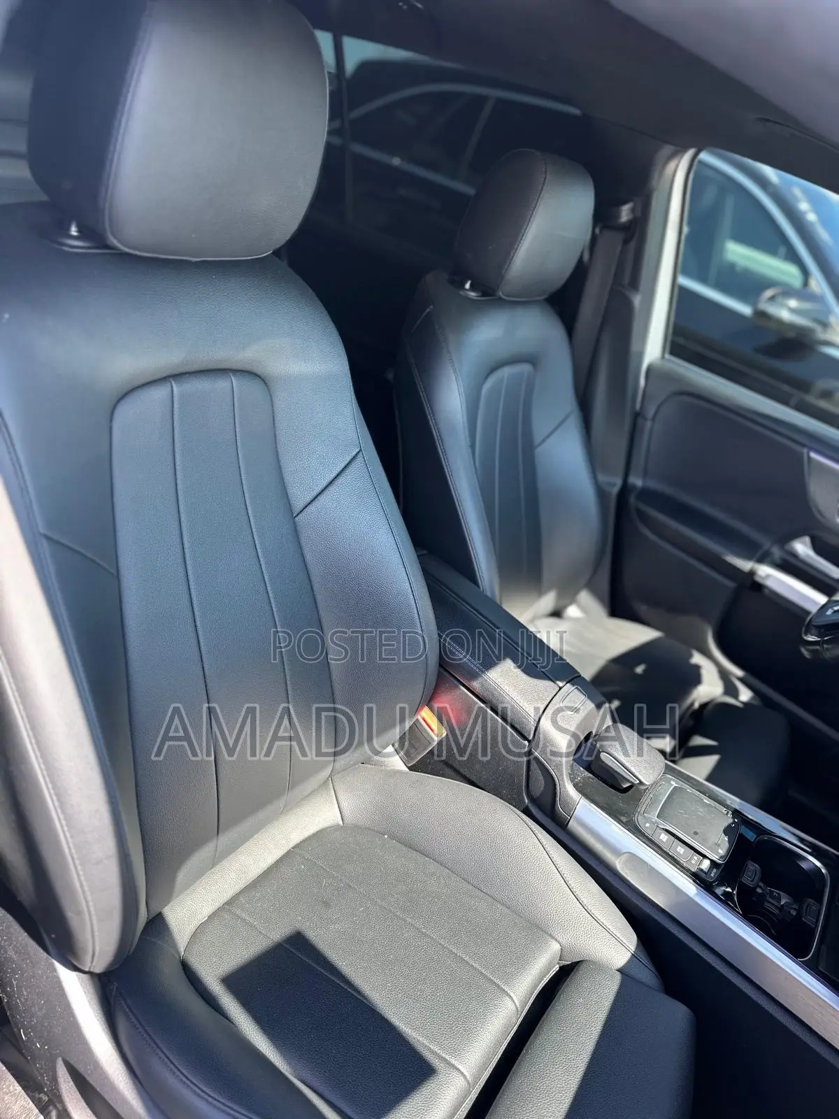 Mercedes-Benz GLB-Class GLB 250 4MATIC 2021 Silver
