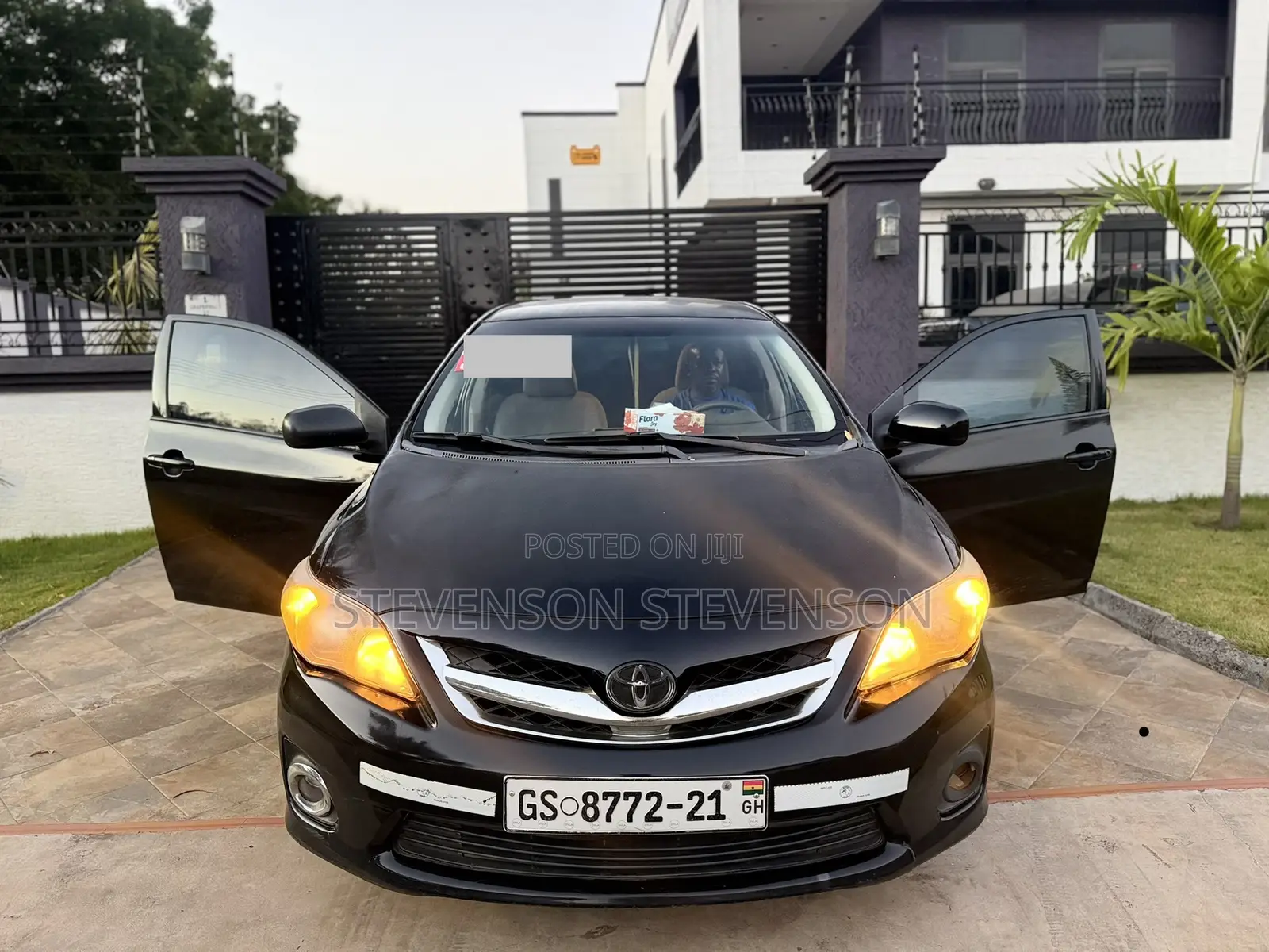 Toyota Corolla LE 4dr Sedan (1.8L 4cyl 4A) 2011 Black