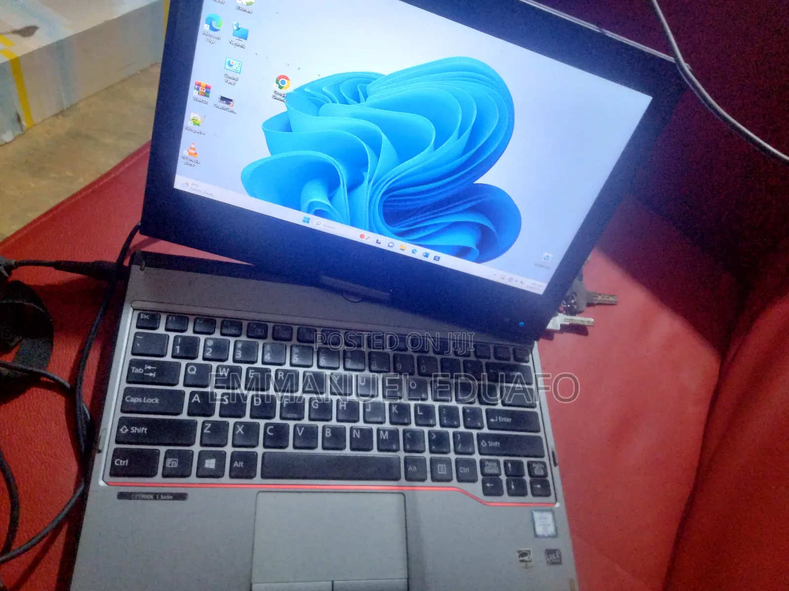 Laptop Fujitsu Lifebook A1130 8GB Intel Core i5 HDD+SSD 512GB