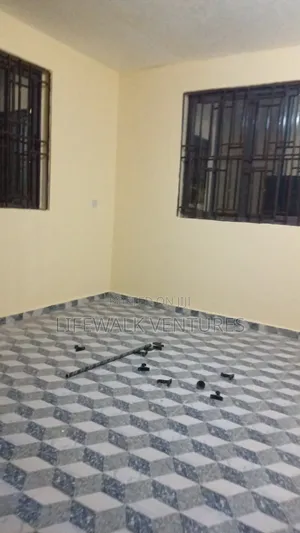 2bdrm House in Redco, Zongo Junction for rent