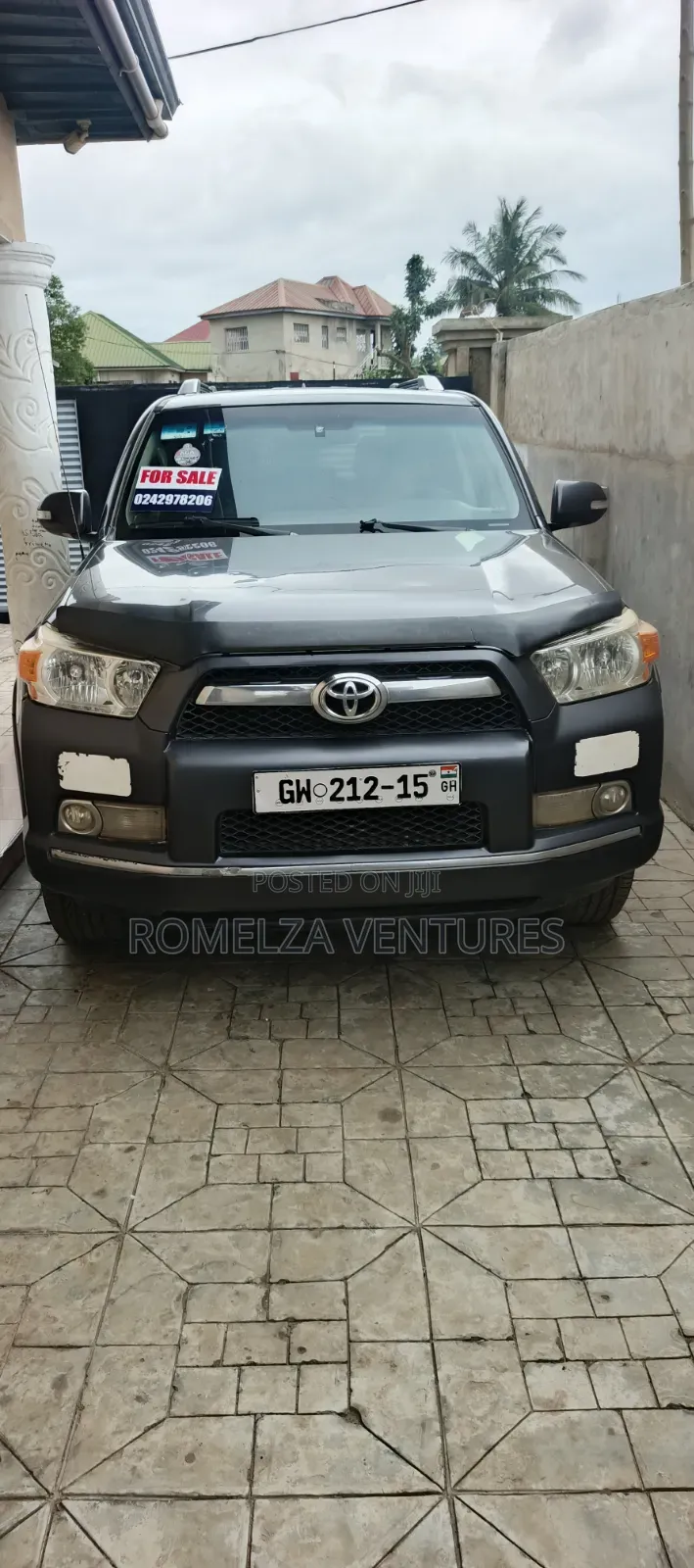 Toyota 4-Runner Limited 4X4 2013 Gray