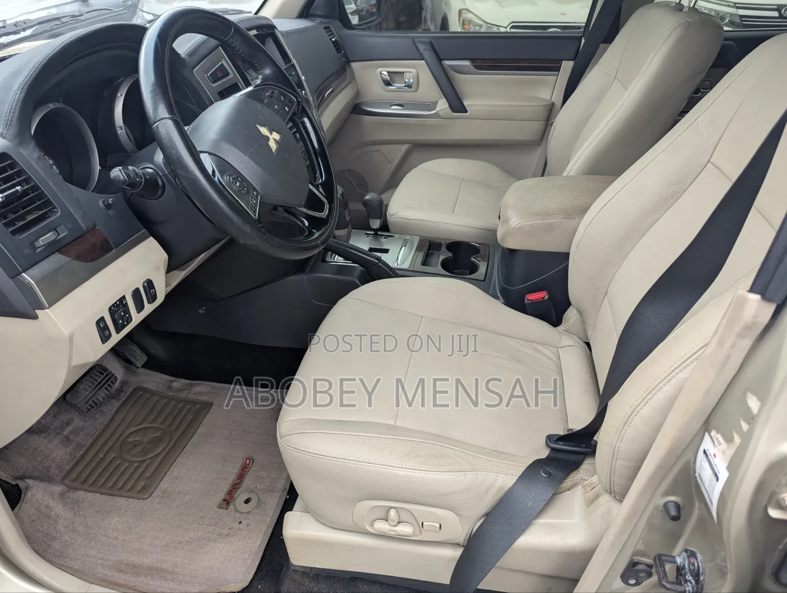 Mitsubishi Pajero V90 3.8 V6 GLS/GLX 2016 Gold