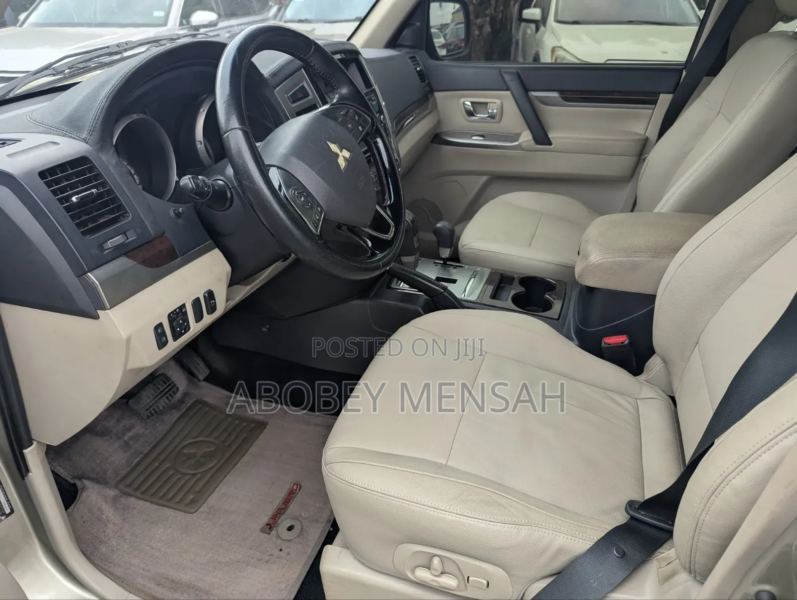 Mitsubishi Pajero V90 3.8 V6 GLS/GLX 2016 Gold