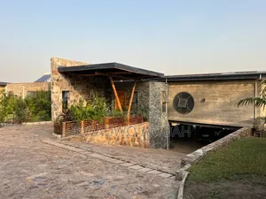 Furnished 8bdrm Mansion in Aburi for sale