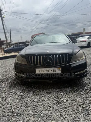 Mercedes-Benz C250 2014 Black