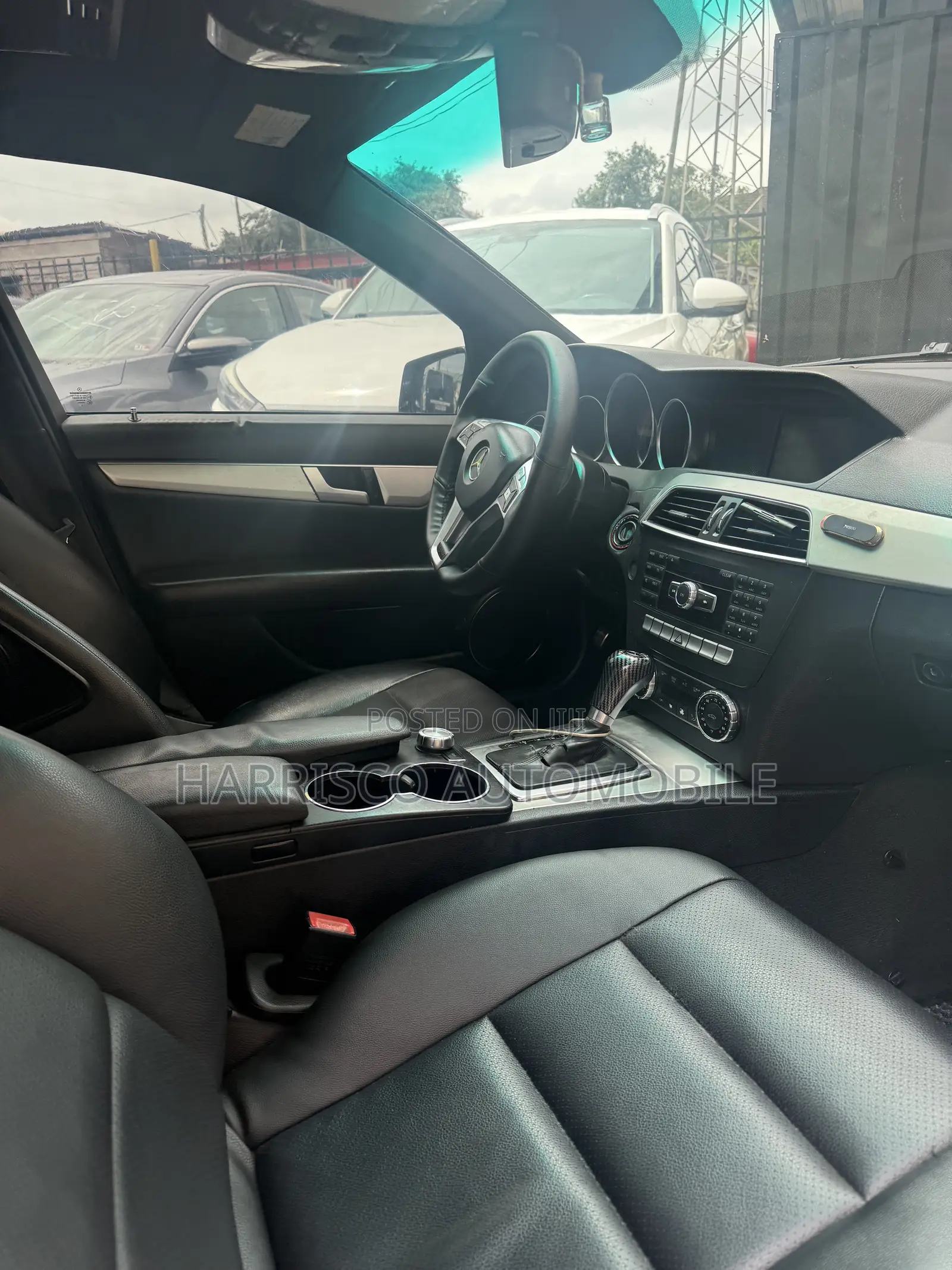 Mercedes-Benz C250 2014 Black