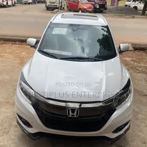 Honda HR-V Sport AWD 2019 White