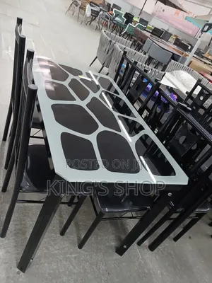 4 Chairs Dining Table