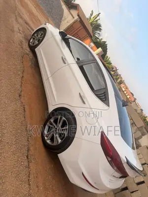 Hyundai Elantra Sport Sedan FWD (1.6L 4cyl 6M) 2017 White
