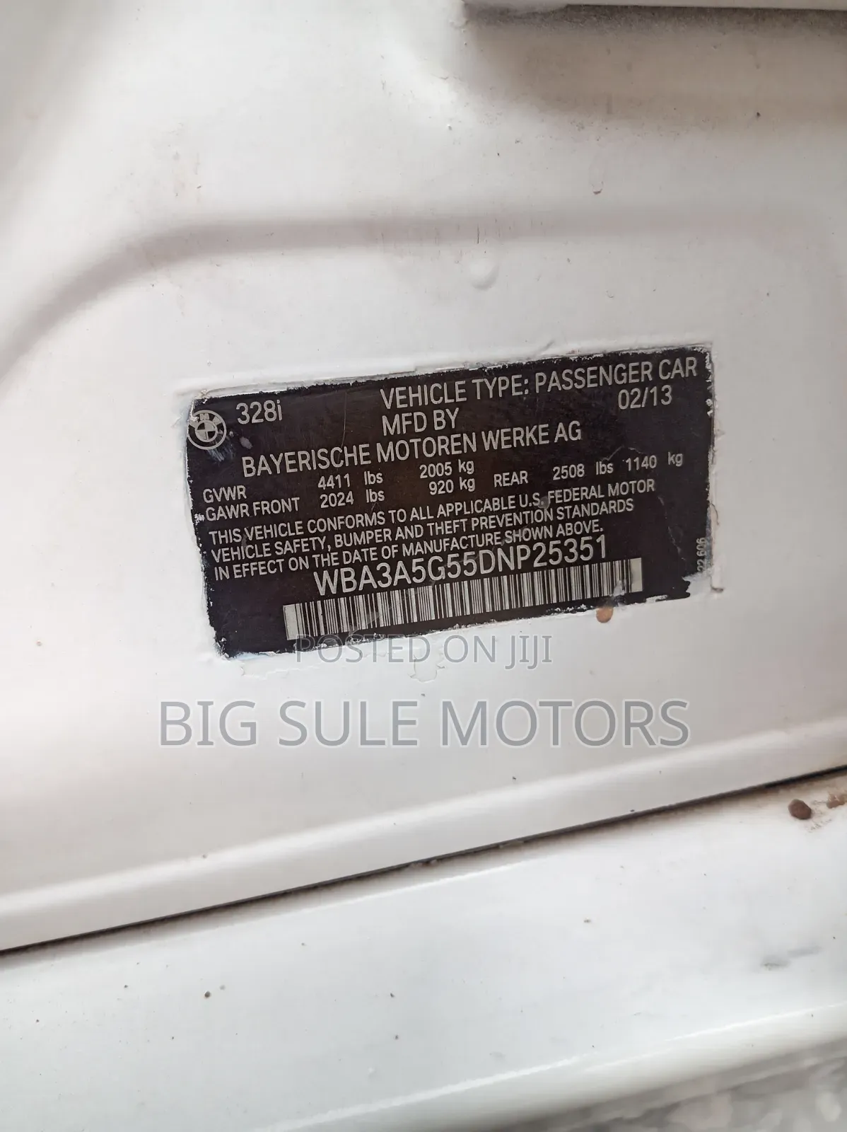 BMW 320i Sedan RWD 2013 White