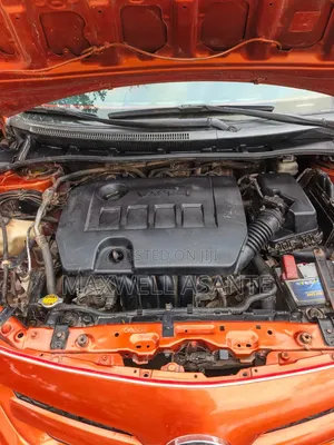 Toyota Corolla S 4dr Sedan (1.8L 4cyl 4A) 2013 Orange