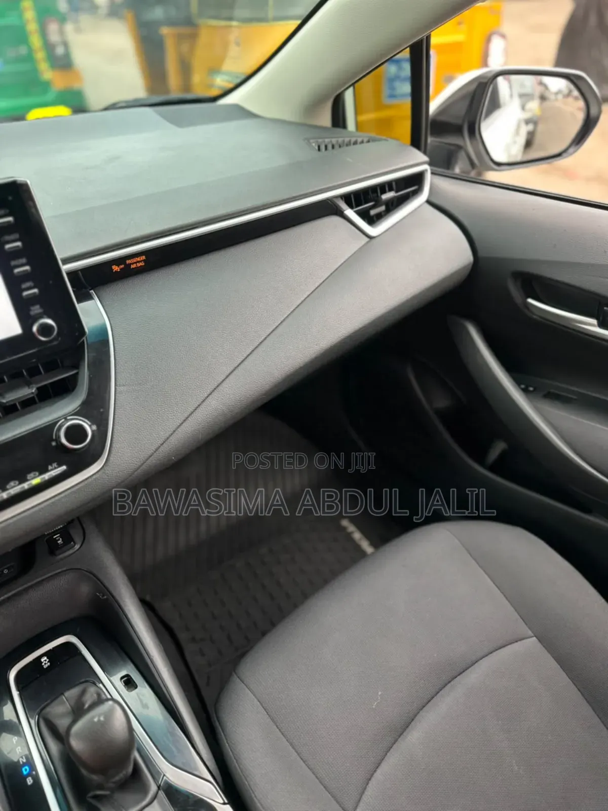 Toyota Corolla SE 2020 White