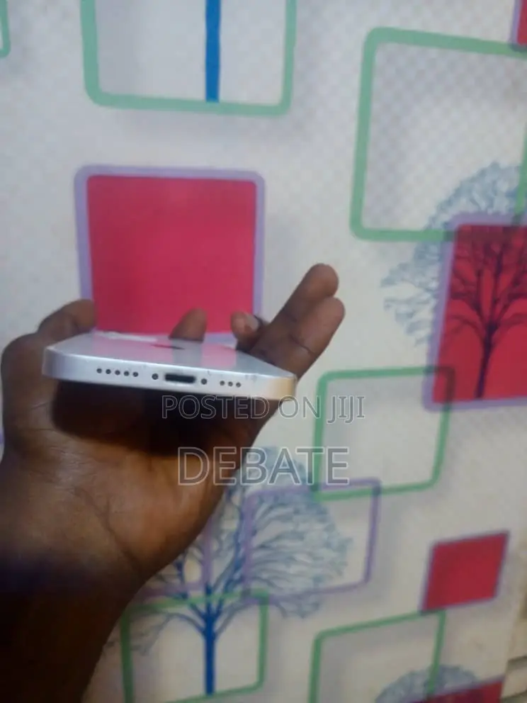 Apple iPhone 12 128 GB White