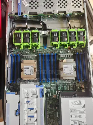 Cisco UCS C220 M5 Rack Server