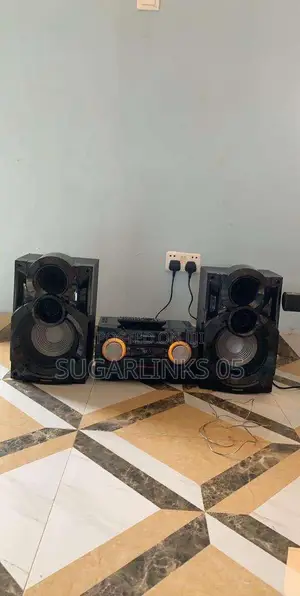 Home Theater 600 Watts Panasonic Sound System Sc-Akx400