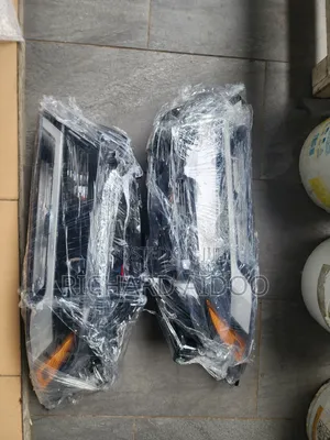 Toyota Rav4 2022/2024 Headlight Available