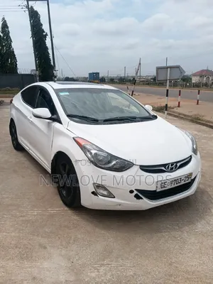 Hyundai Elantra Limited Sedan FWD (1.8L 4cyl 6A) 2013 White
