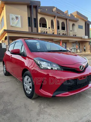Toyota Vitz 1.3 FWD 5dr 2015 Red