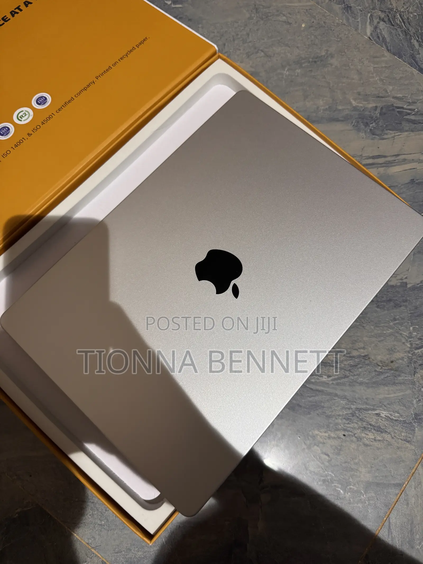 Laptop Apple MacBook Pro 2023 M3 Pro 18GB Apple M3 Pro SSD 512GB