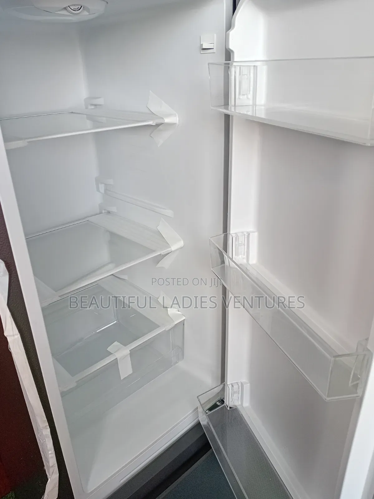 Quality Refrigerator Asano 244L for Everyday Use