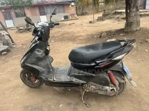 Yamaha 2024 Black