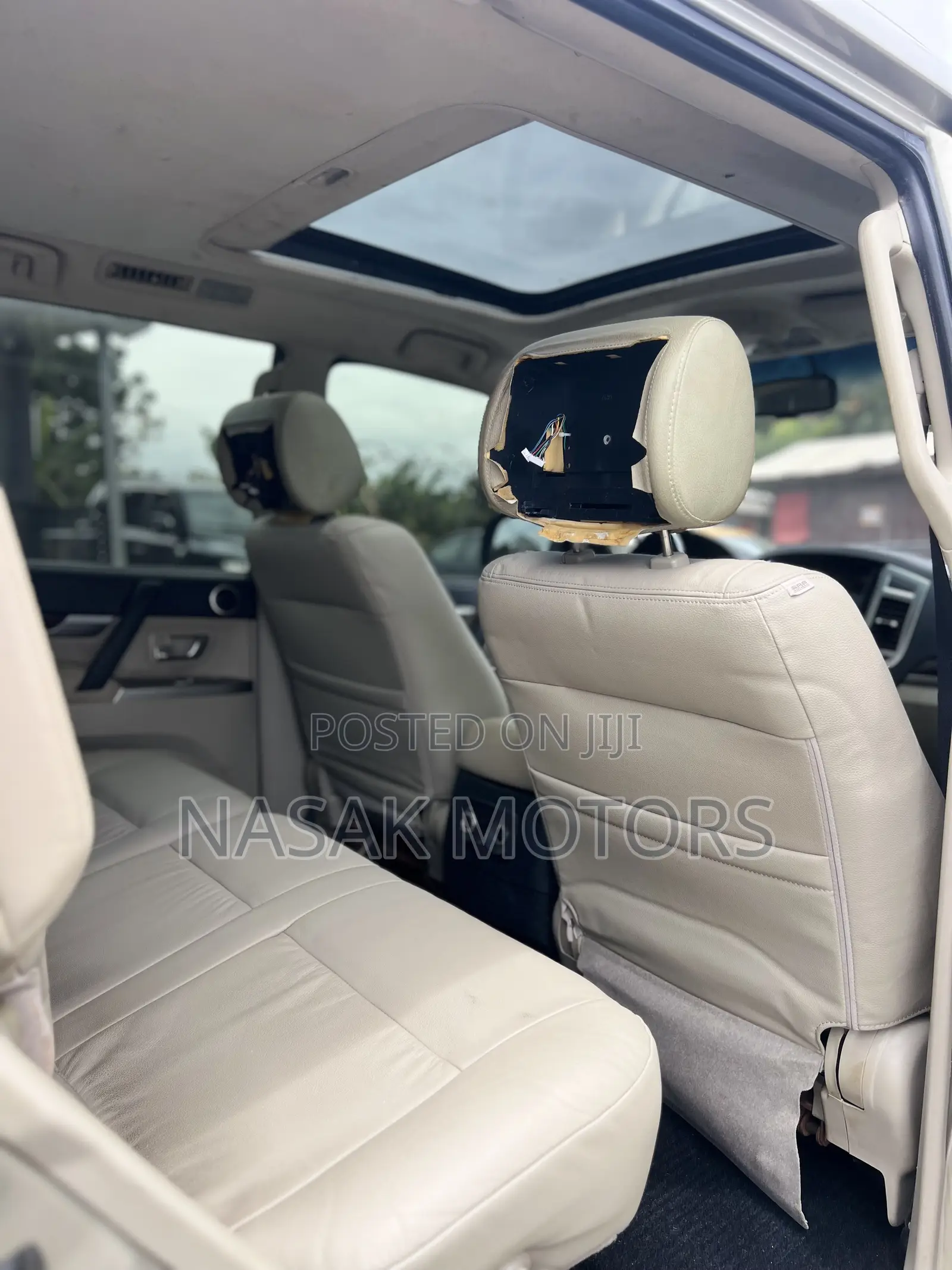 Mitsubishi Pajero V80 3.8 V6 GLS 2016 Gold