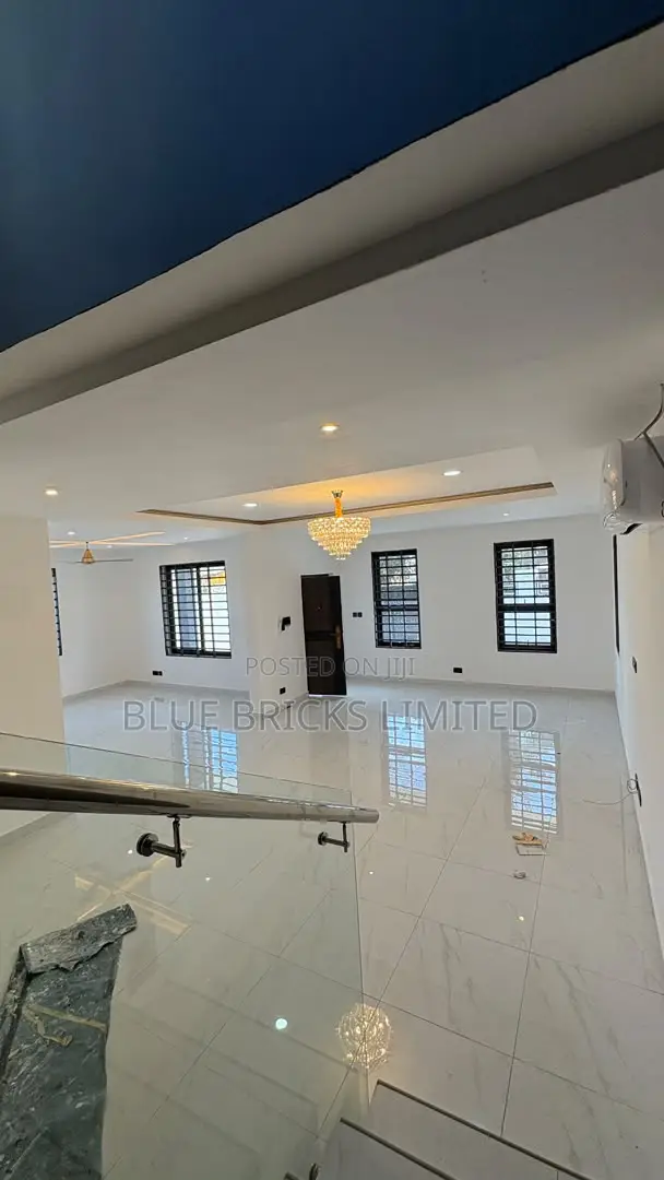 4bdrm House in Spintex, Baatsona Total for rent