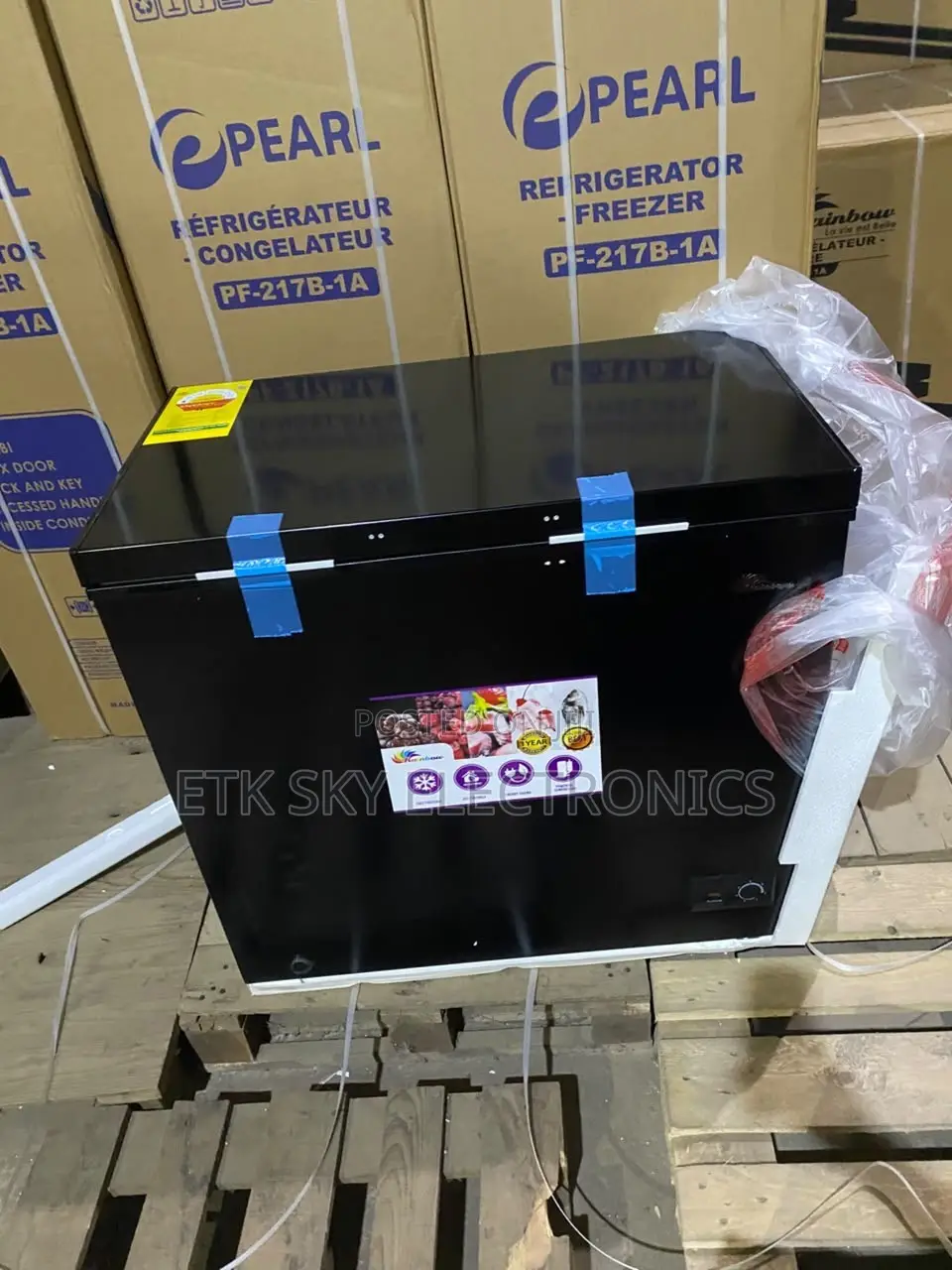 Strongly Made Rainbow 200litres Chest Freezer