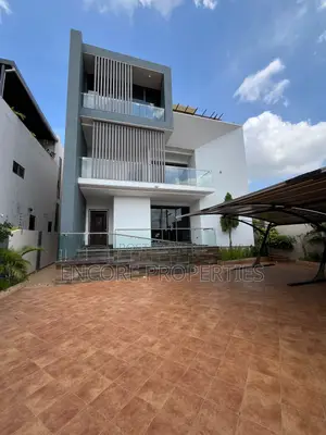4bdrm House in A&C Area, East Legon for rent
