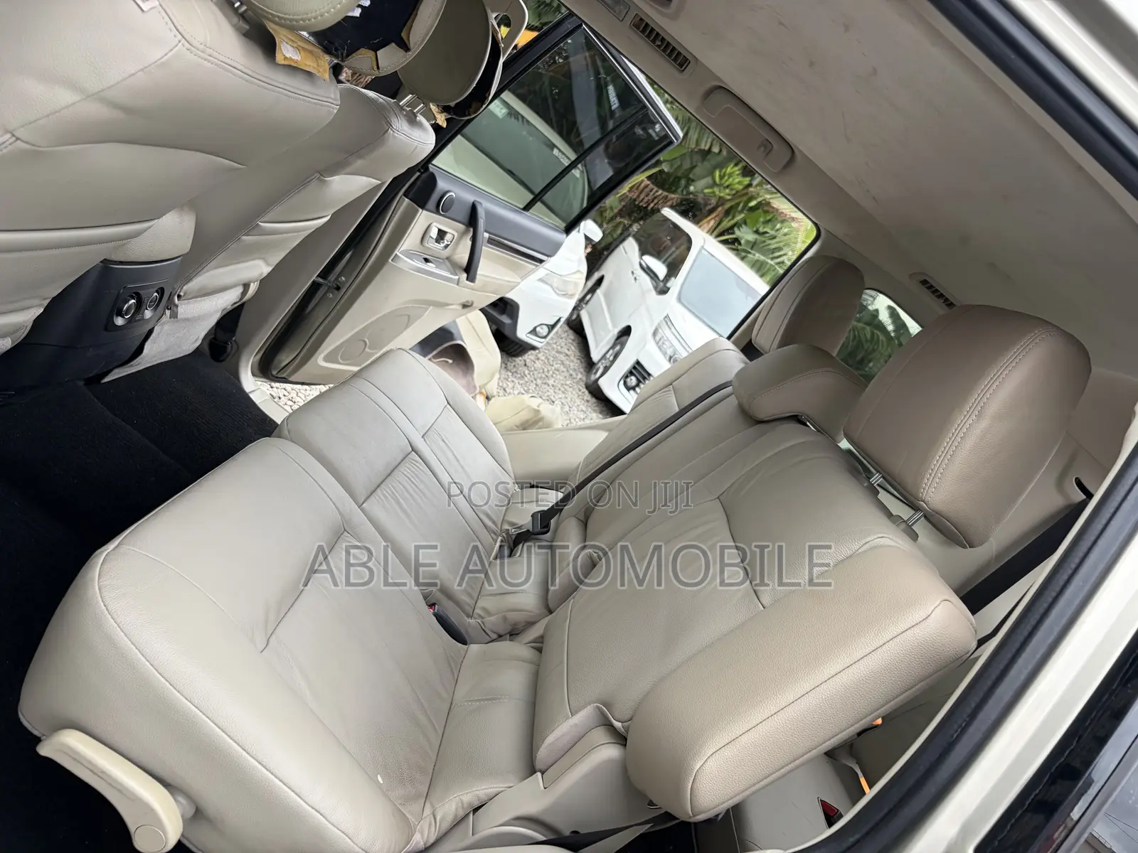 Mitsubishi Pajero V80 3.8 V6 GLS 2016 Gold