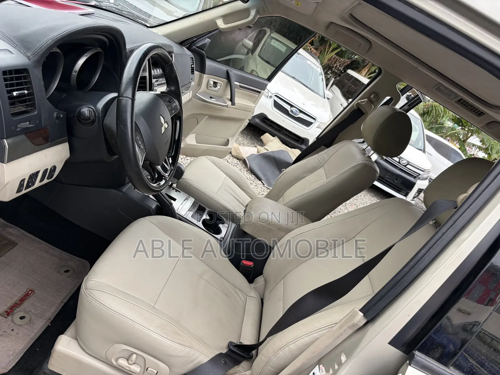 Mitsubishi Pajero V80 3.8 V6 GLS 2016 Gold