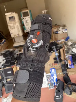 Knee Braces/Support