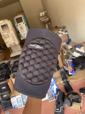 Knee Braces/Support