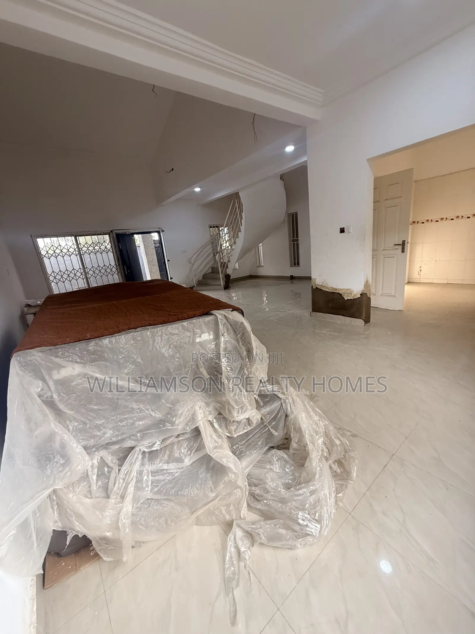 4bdrm House in Hfc Estate Area, Spintex for rent