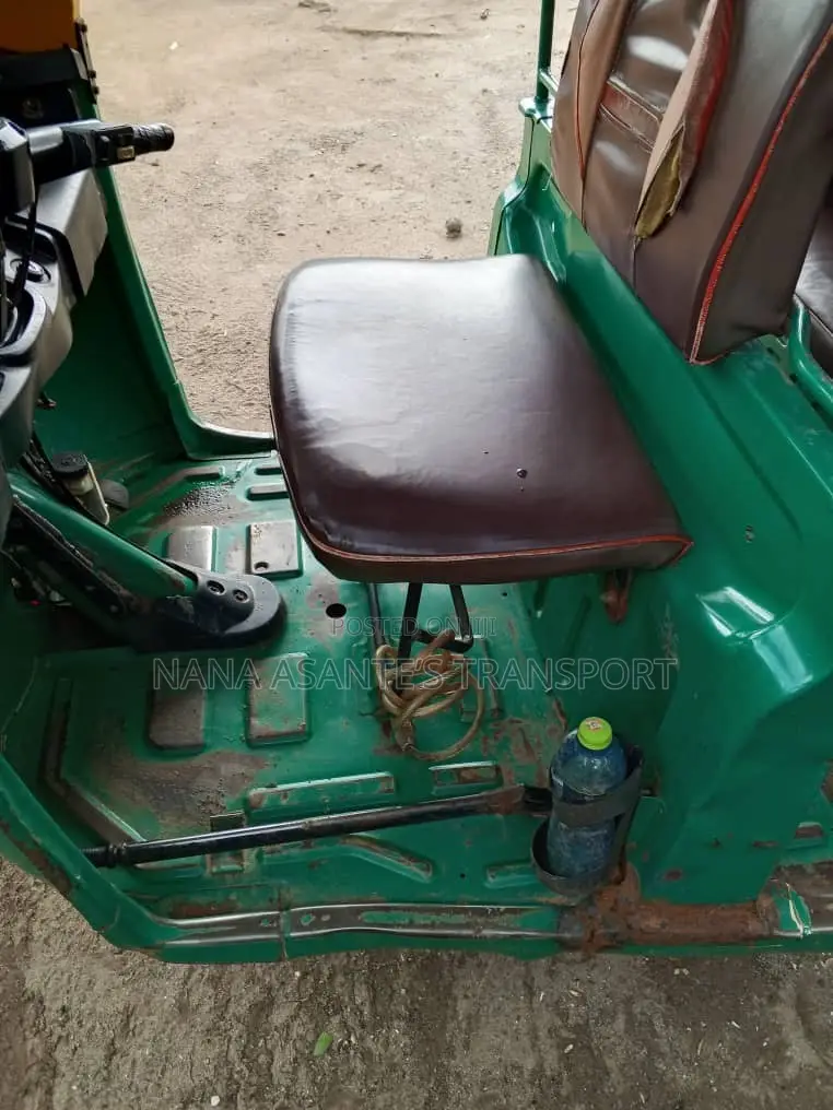 TVS King Deluxe Plus iTouch Start 2021 Green