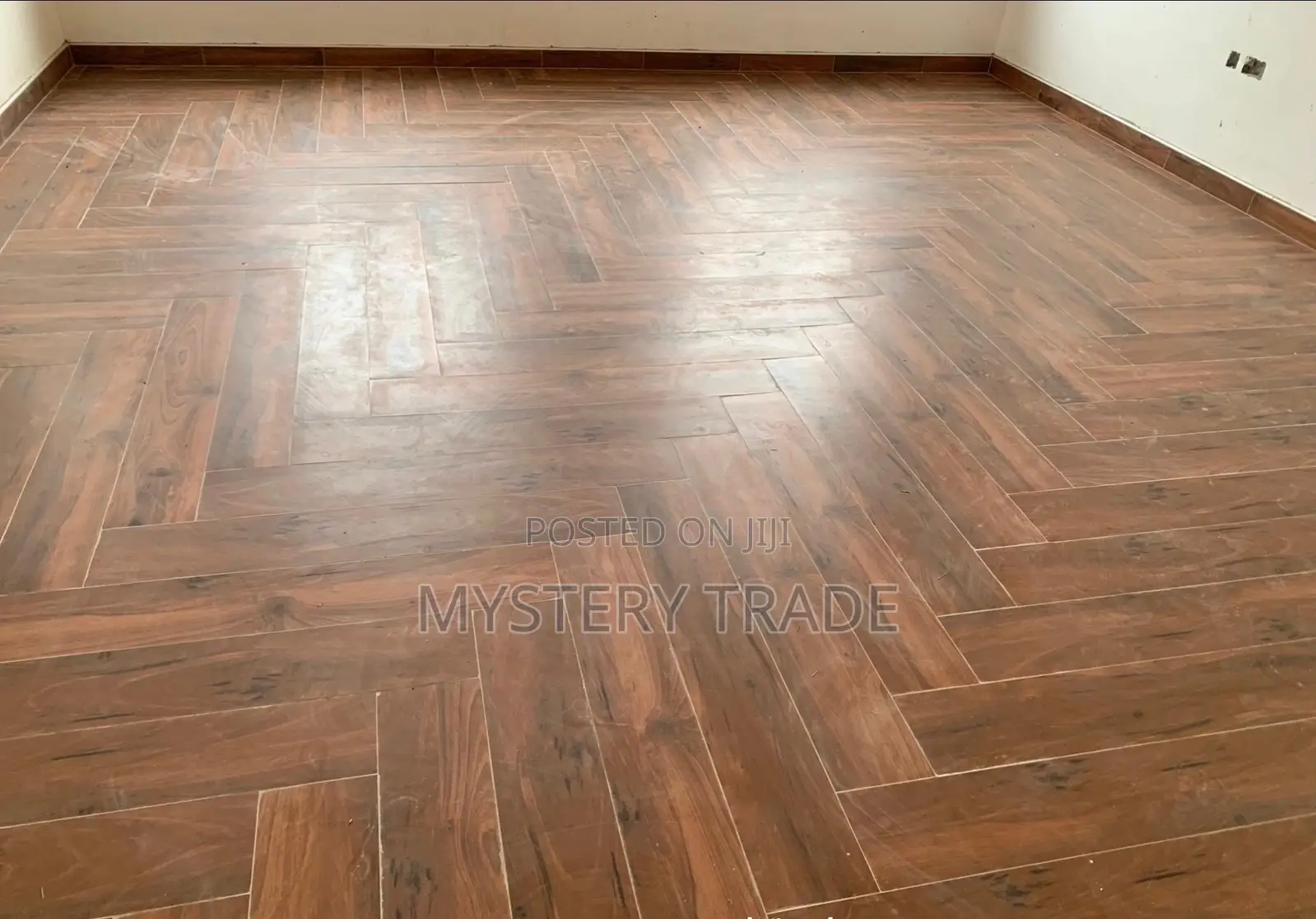 Professional Indoor Outdoor Tiler