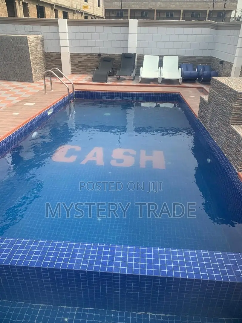 Professional Indoor Outdoor Tiler
