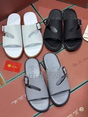 Loro Slippers