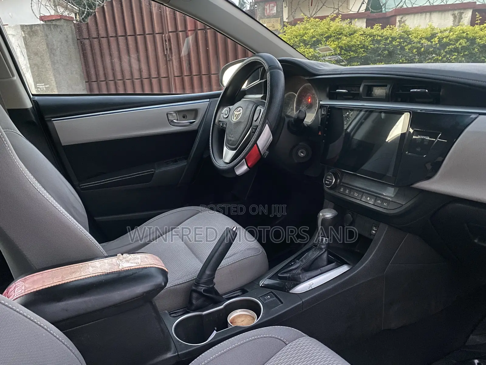 Toyota Corolla S 4dr Sedan (1.8L 4cyl CVT) 2015 White