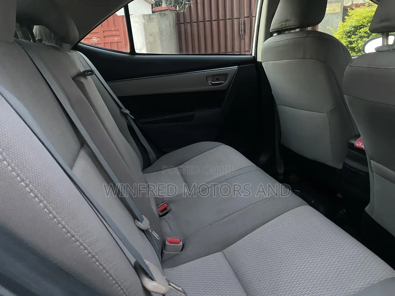 Toyota Corolla S 4dr Sedan (1.8L 4cyl CVT) 2015 White