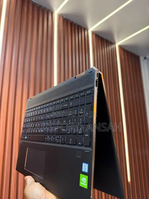Laptop HP Spectre X360 16GB Intel Core i7 SSD 512GB