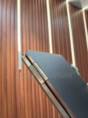 Laptop HP Spectre X360 16GB Intel Core i7 SSD 512GB