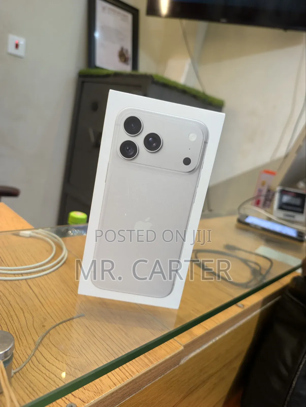 New Apple iPhone 18 Pro Max 256 GB White