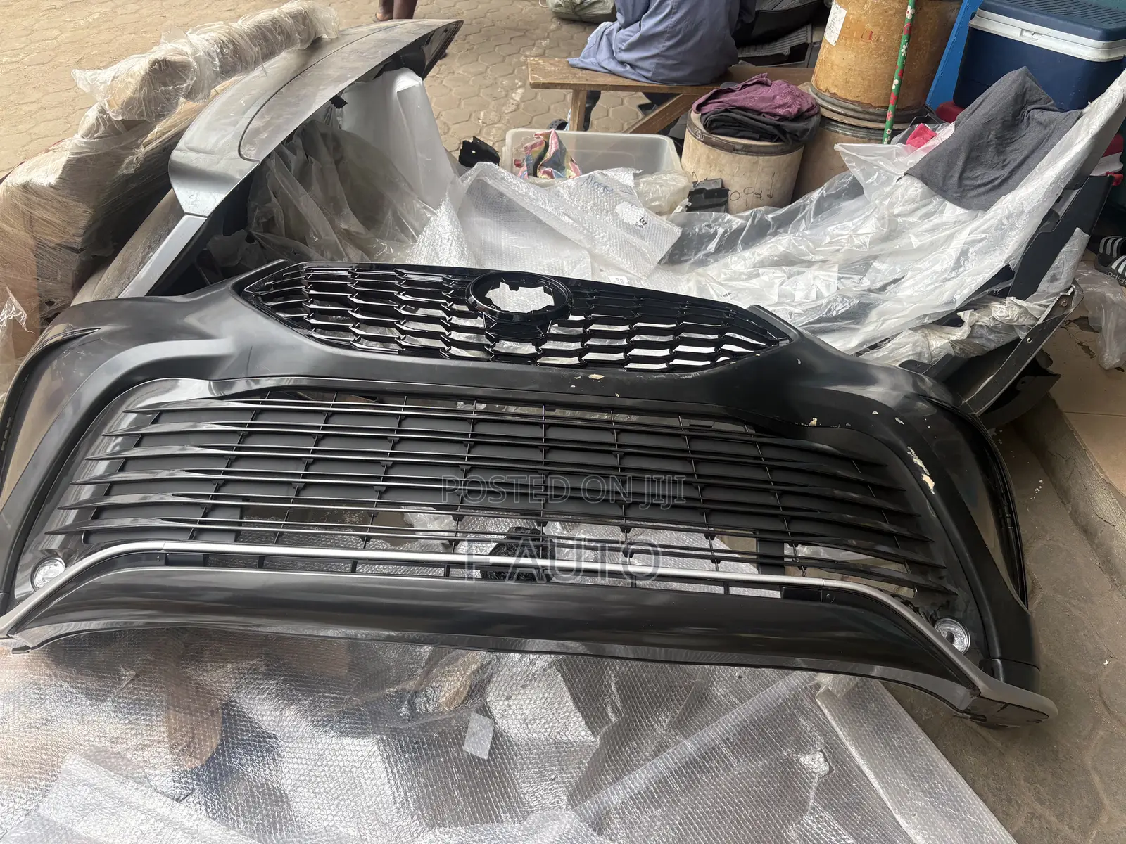 Toyota Highlander 2020,2021,2022,2023 Front Bumper Complete