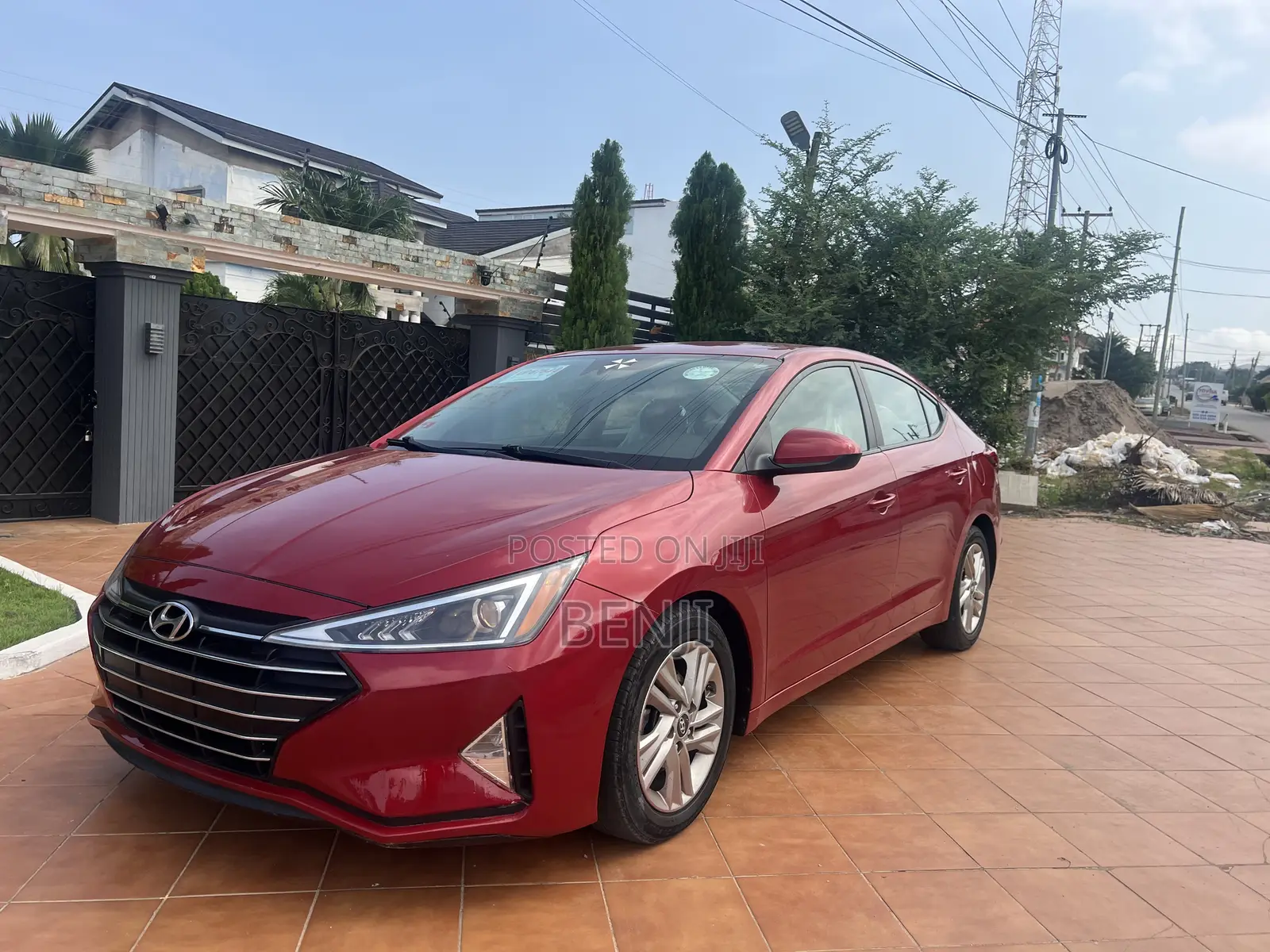Hyundai Elantra 2019 Red