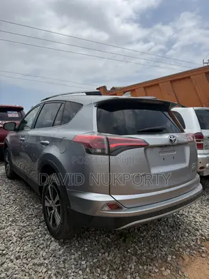 Toyota RAV4 2017 Silver
