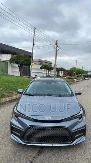 Toyota Corolla SE 2020 Blue